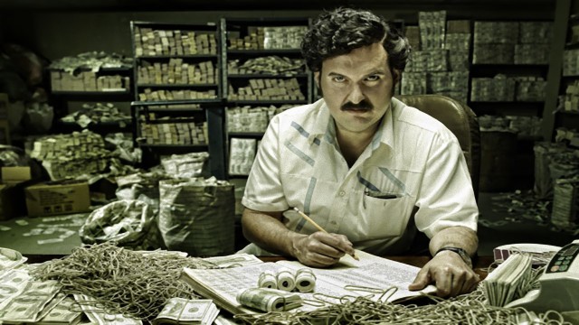 Watch Pablo Escobar, el patron del mal Online