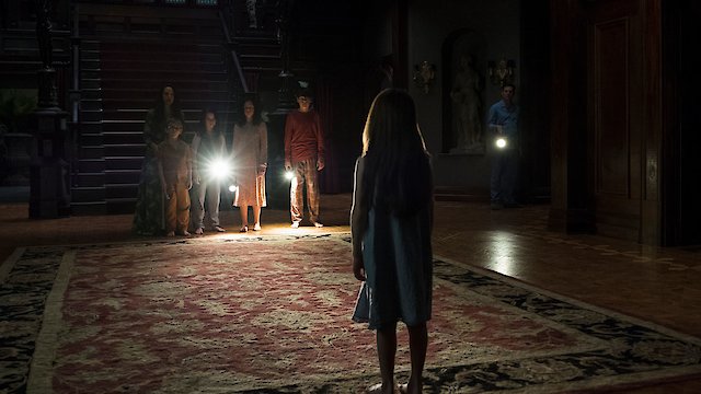 Watch The Haunting of Hill House Online