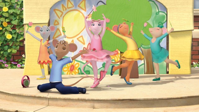 Watch Angelina Ballerina Online