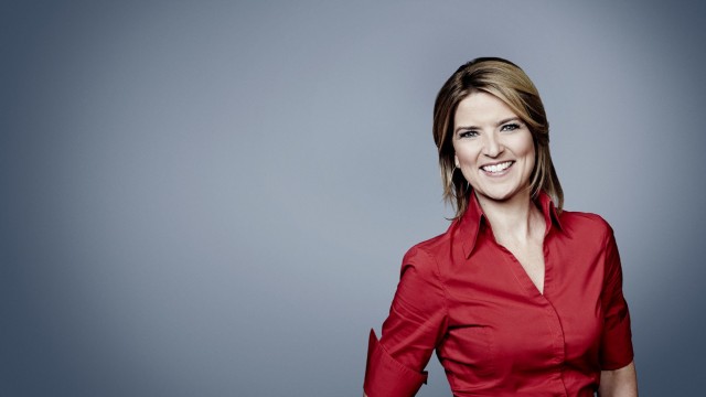 Watch Early Start With Christine Romans and Dave Briggs Online