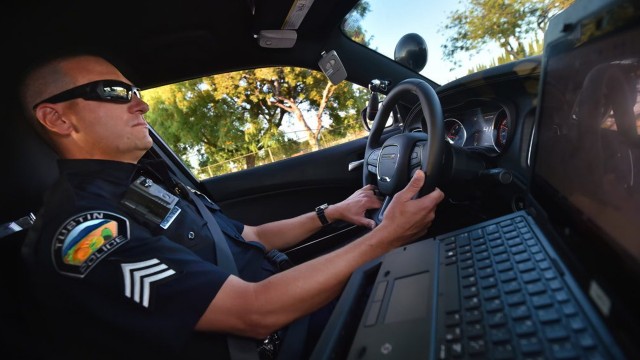 Watch Body Cam: Behind the Badge Online