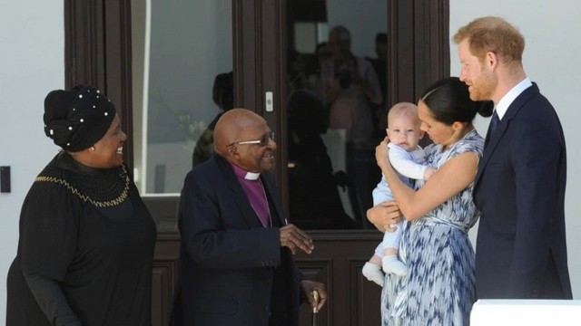 Watch Harry & Meghan: An African Journey Online