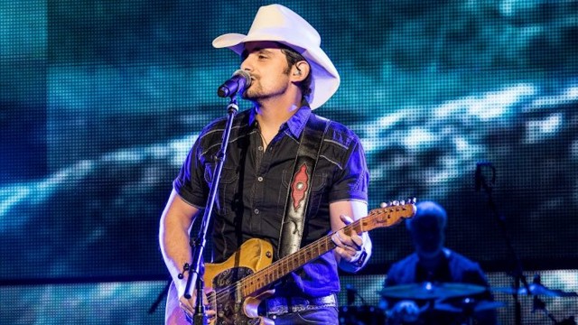 Watch Brad Paisley Thinks He's Special Online