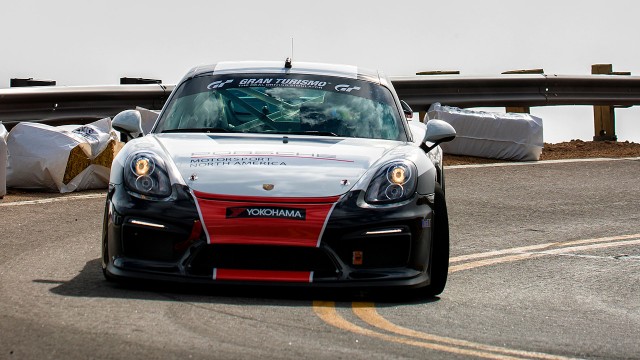 Watch Porsche Challenge at Pikes Peak Online