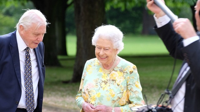 Watch Queen Elizabeth: Legacy to the Natural World Online
