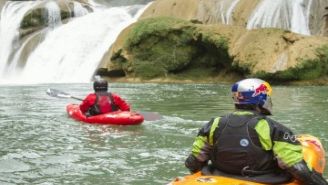 Watch Chasing Niagara Online