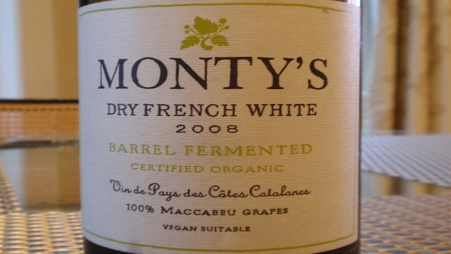 Watch Chateau Monty Online