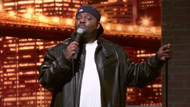 Watch Aries Spears: Hollywood, Look I'm Smiling Online