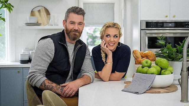 Watch Making It Home With Kortney & Kenny Online
