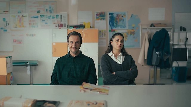Watch A Round of Applause Online