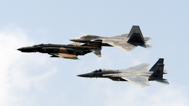 Watch Superplanes Online