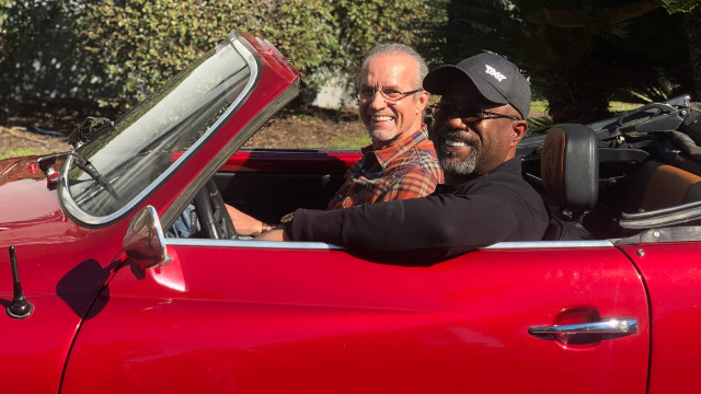 Watch Dinner Drive with Kyle Petty Online